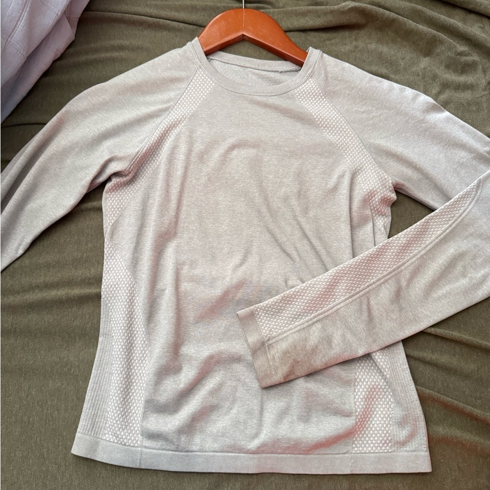 Women's Long Sleeve Gray Top